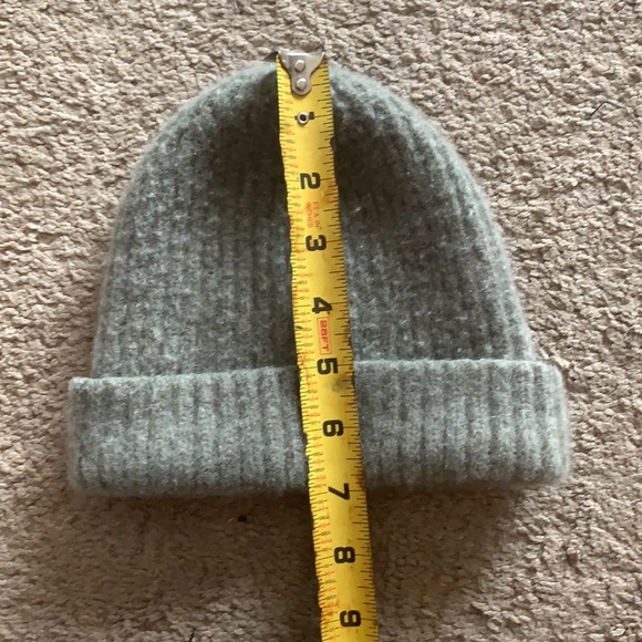 Nordstrom rack beanie hat - Picture 4 of 4